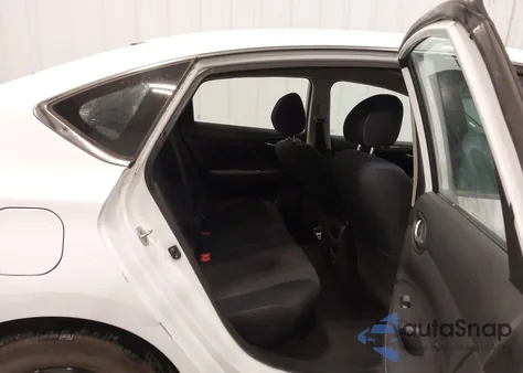 2018 Nissan Sentra S z USA, uszkodzony, nr VIN 3N1AB7AP6JY345661